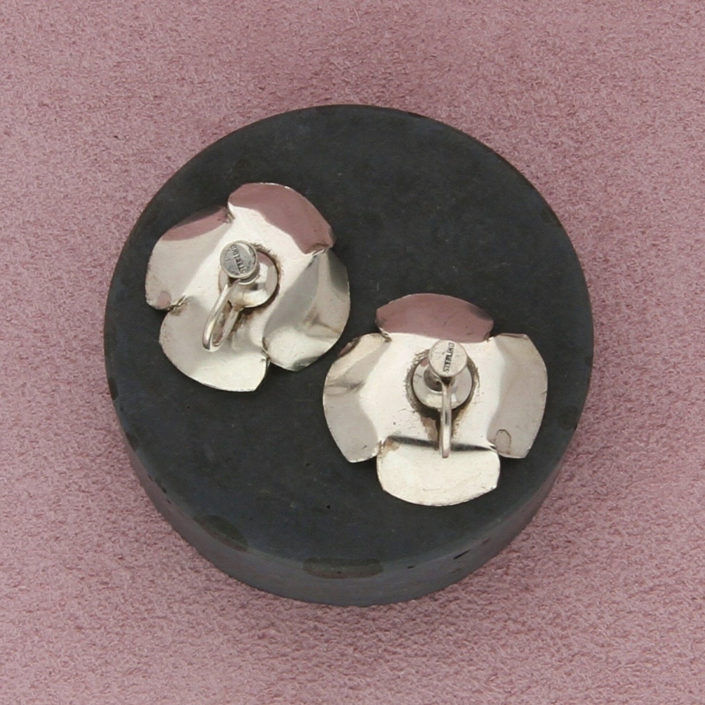 sterling silver vintage pansy flower screw-back earrings
