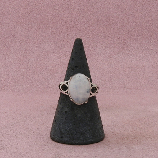 sterling silver moonstone cabochon ring size 6.75