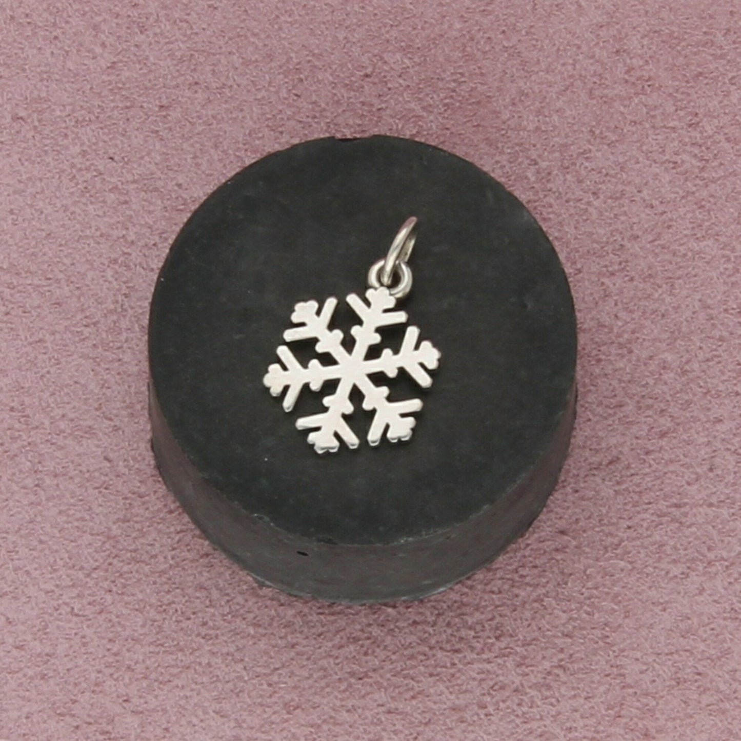 james avery sterling silver snow crystal snowflake charm pendant