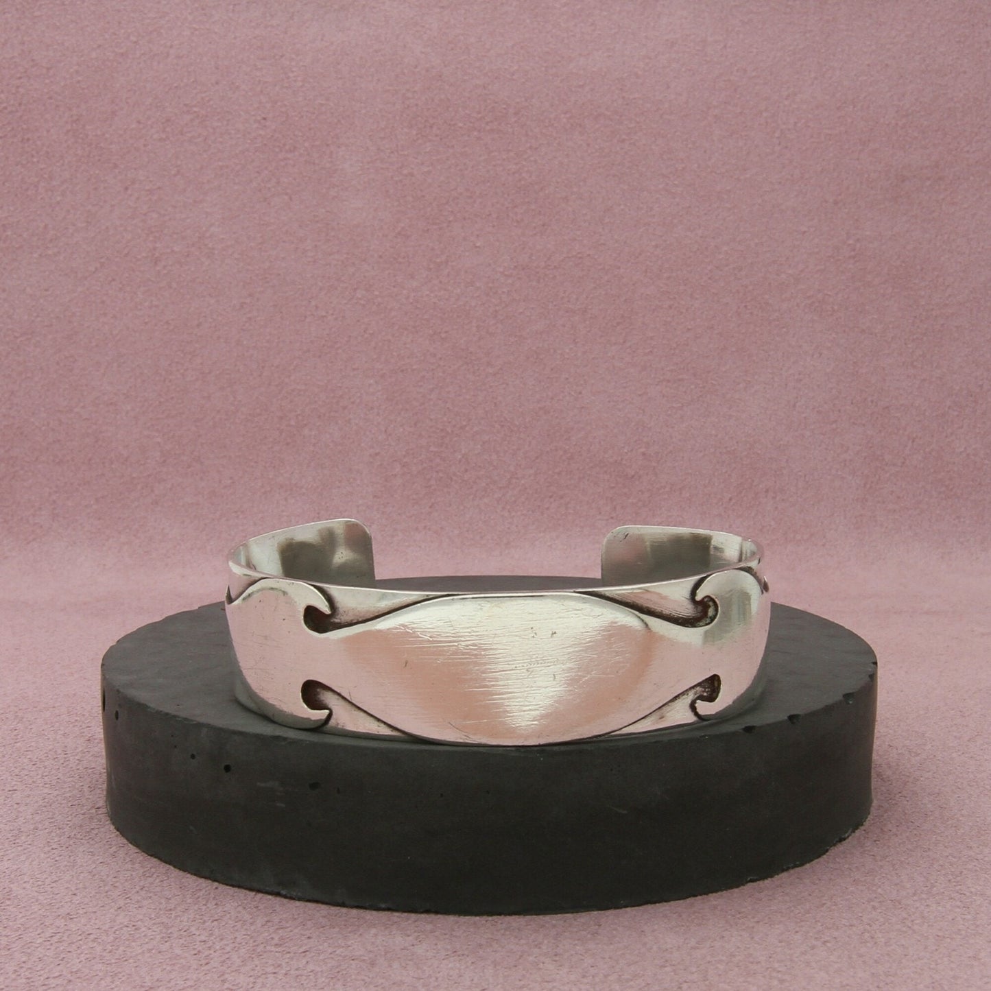 sterling silver vintage tribal overlay id cuff bracelet size 6.25in