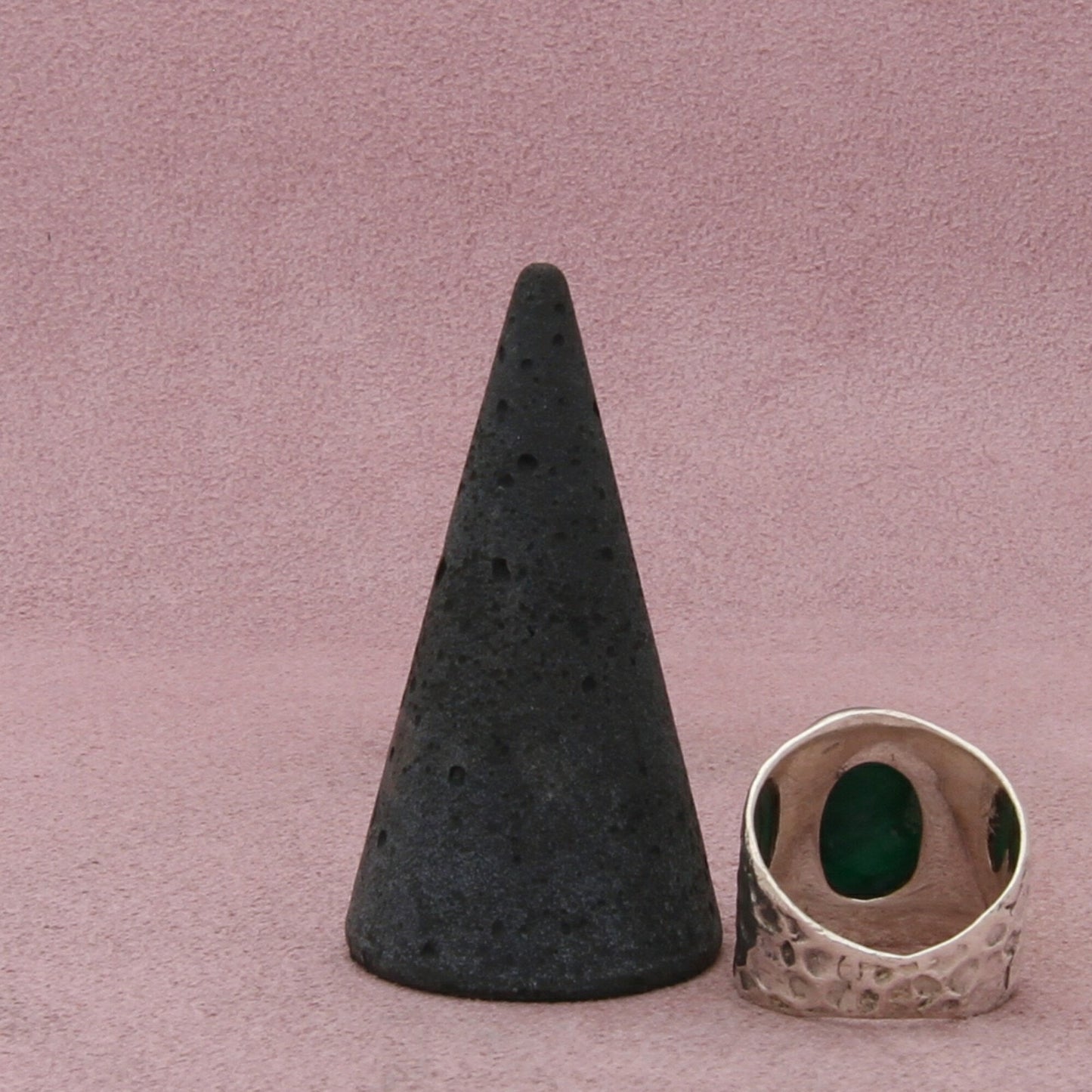 sajen sterling silver vintage hammered malachite cabochon ring size 6.75
