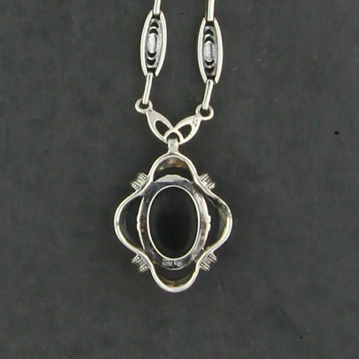 sterling silver marcasite studded onyx cabochon necklace size 19.75in