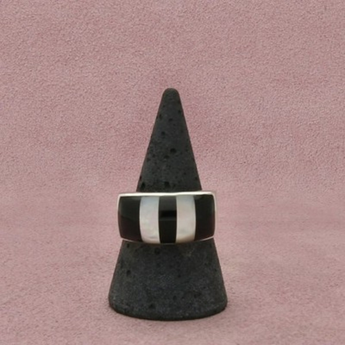 Joseph Esposito Sterling Silver Onyx & Mother-of-Pearl Inlay Band Ring Size 9