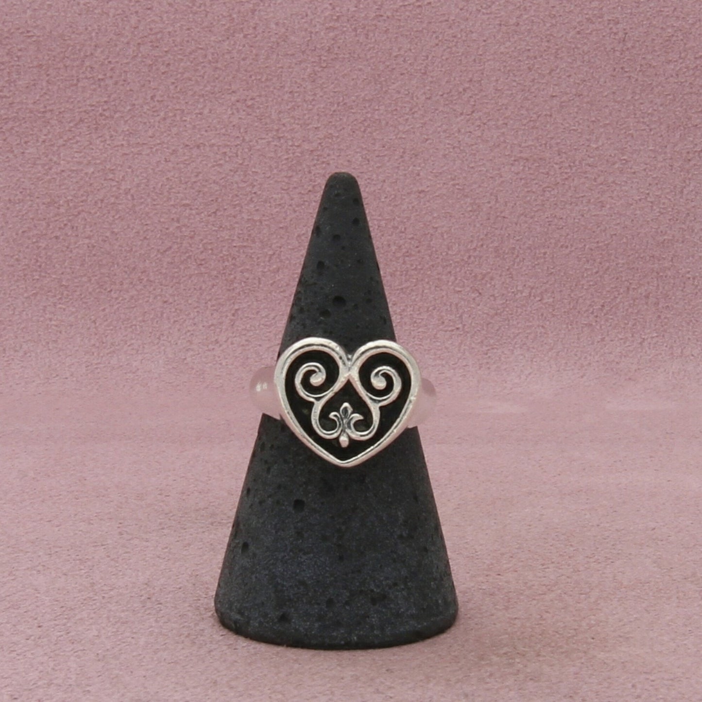 james avery sterling silver retired french scroll heart ring size 7