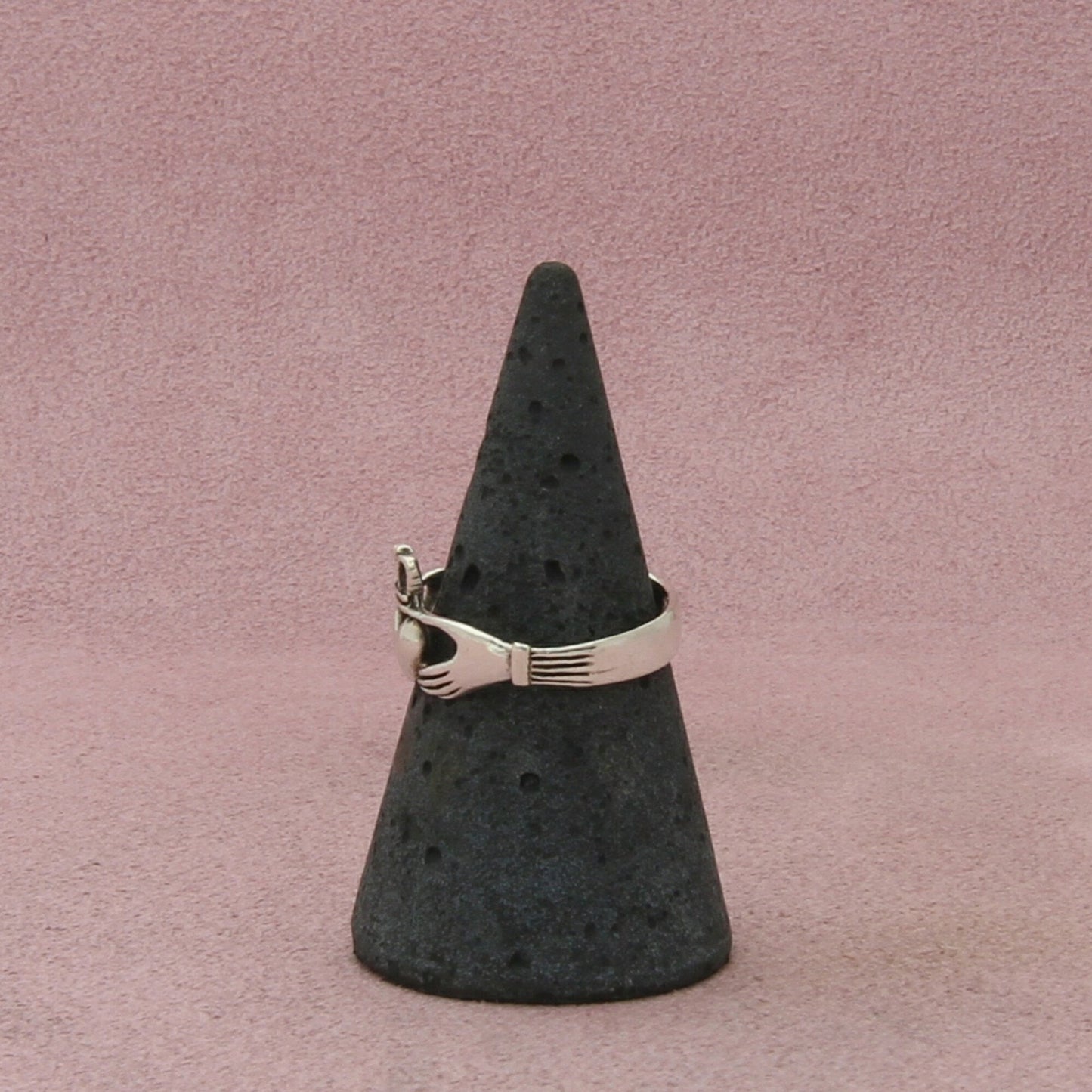 sterling silver celtic claddagh ring size 6.75