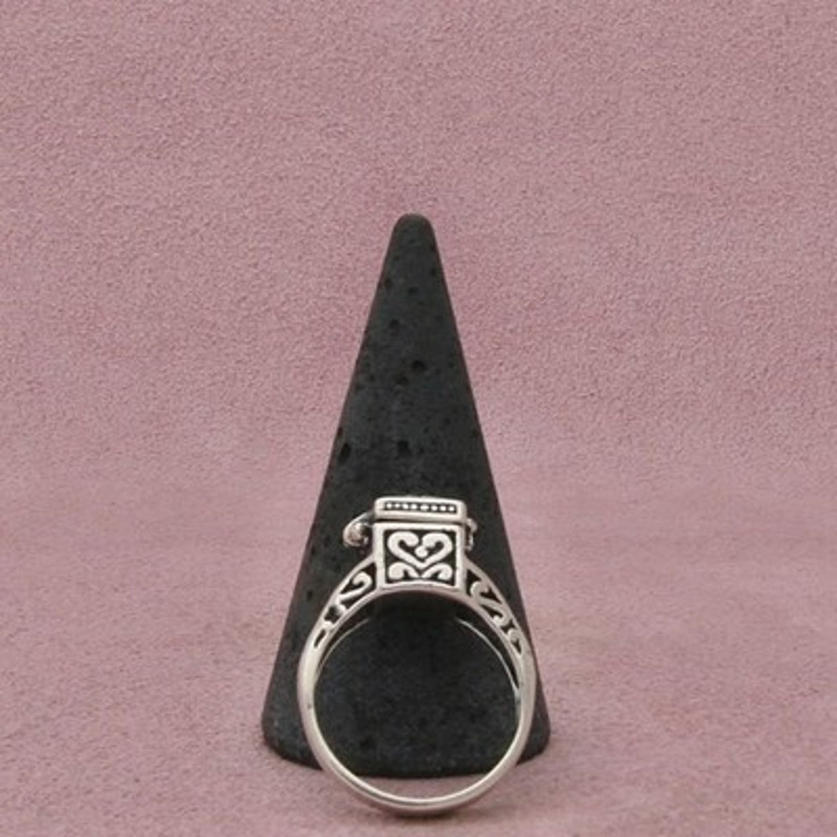 Sterling Silver Scroll Poison Box Heart Motif Openwork Ring Size 7
