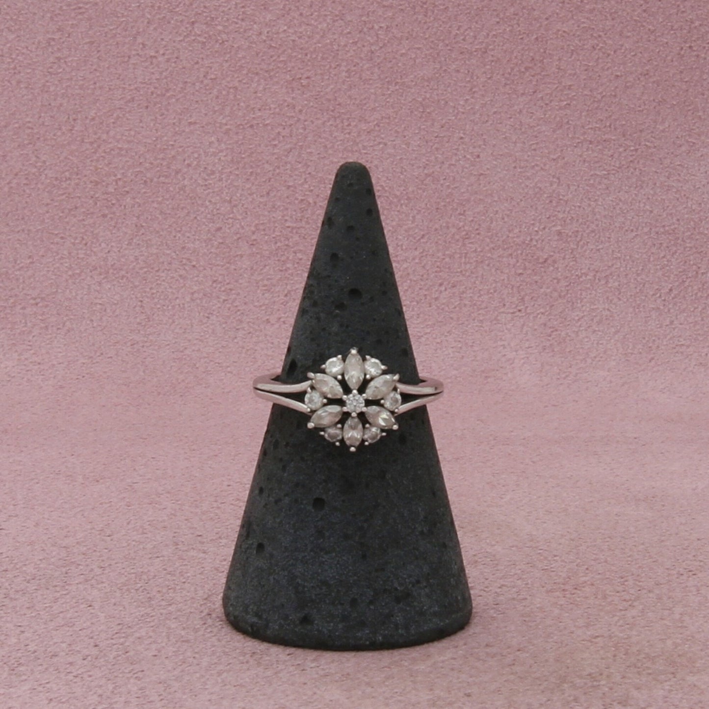 sterling silver marquise-cut cz flower ring size 6