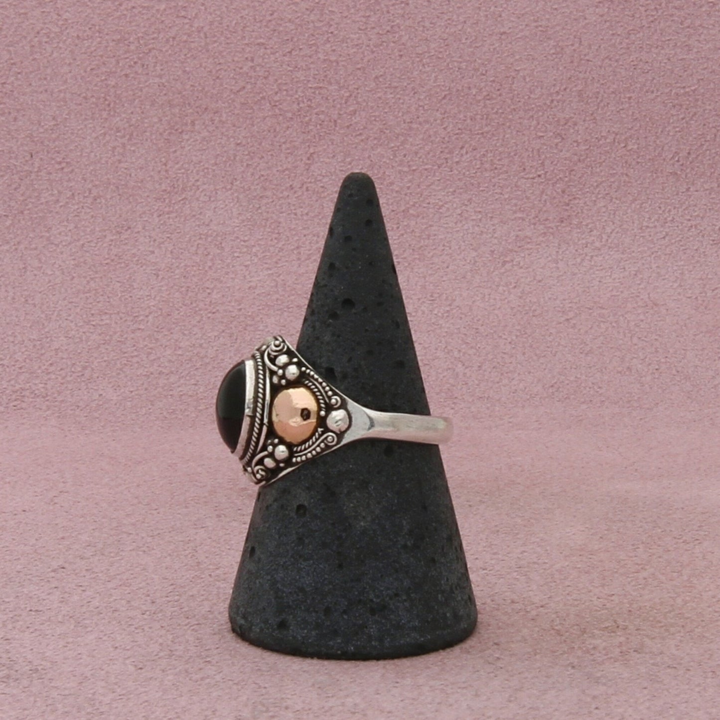 sterling silver & 18k gold bali beaded onyx ring size 8.5