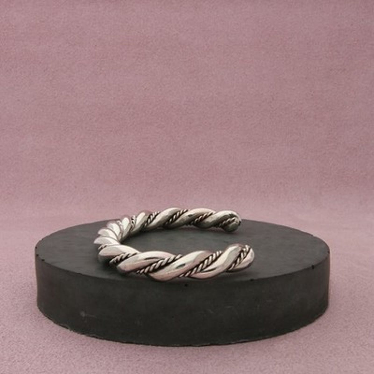 Navajo Sterling Silver Vintage Twisted Rope Detail Cuff Bracelet Size 6.5in