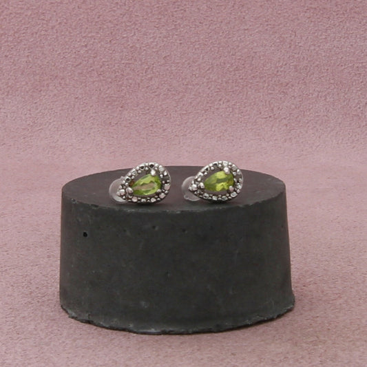 sterling silver diamond accent peridot stud earrings
