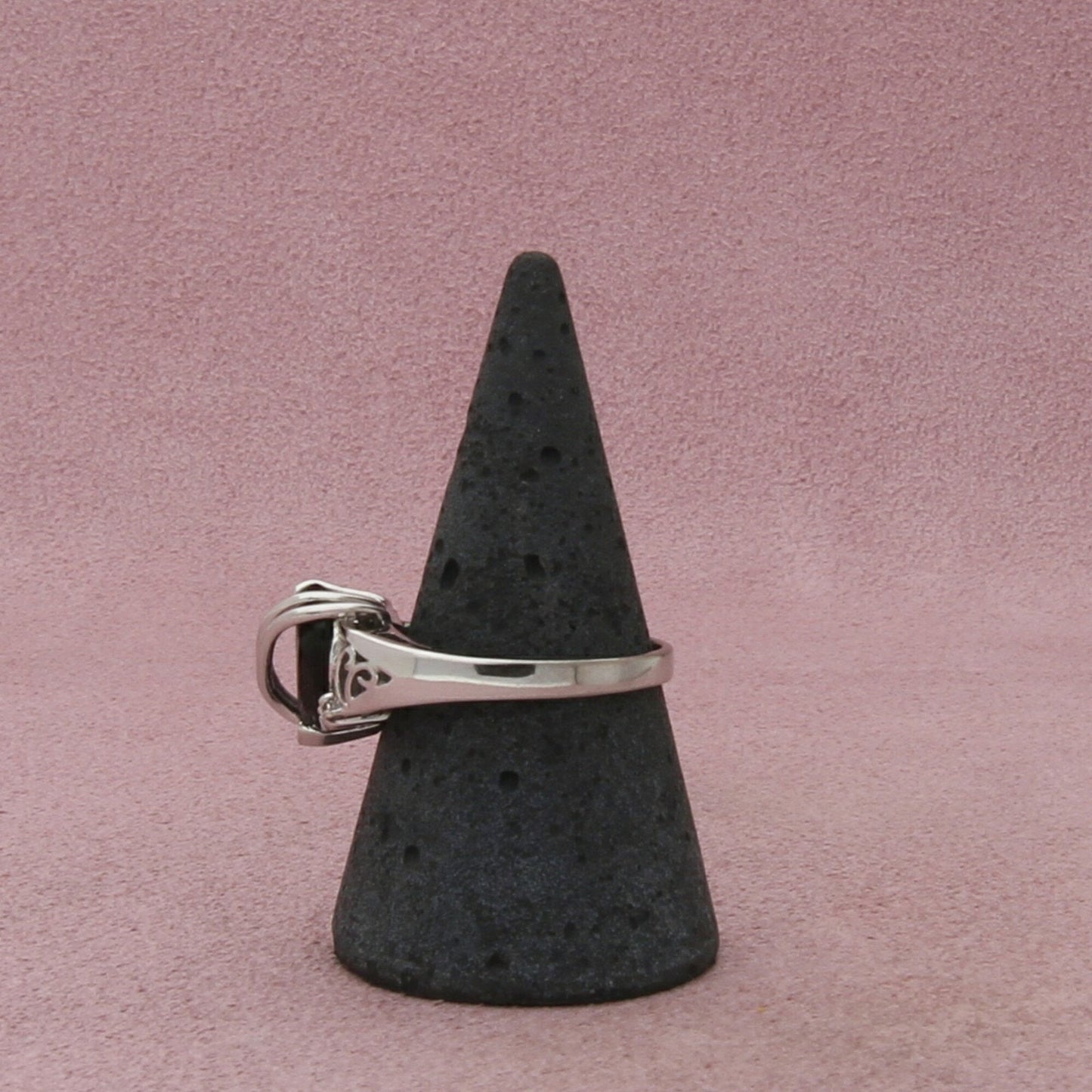 sterling silver black tourrmaline heart ring size 9