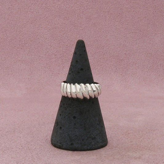 sterling silver vintage scalloped peak band ring size 5.75