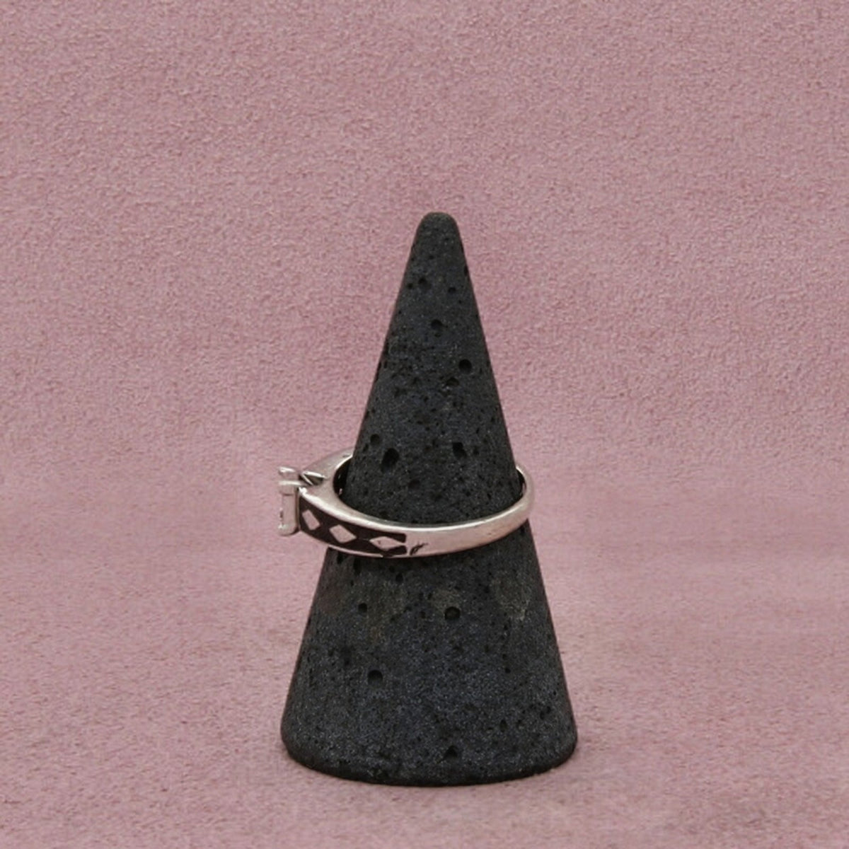 Kay Jewelers Sterling Silver Black Enamel Diamond Grid Ring Size 6.75