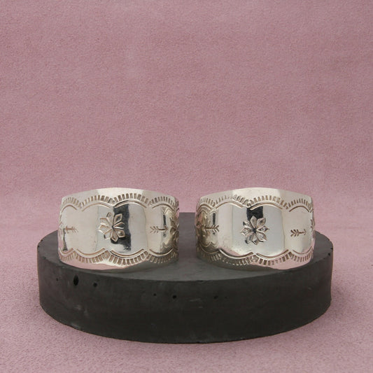 taxco mexico sterling silver vintage large stamped arrows j-hoop earrings