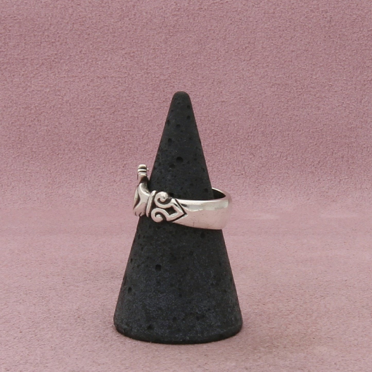james avery sterling silver retired adorned heart crown claddagh ring size 6