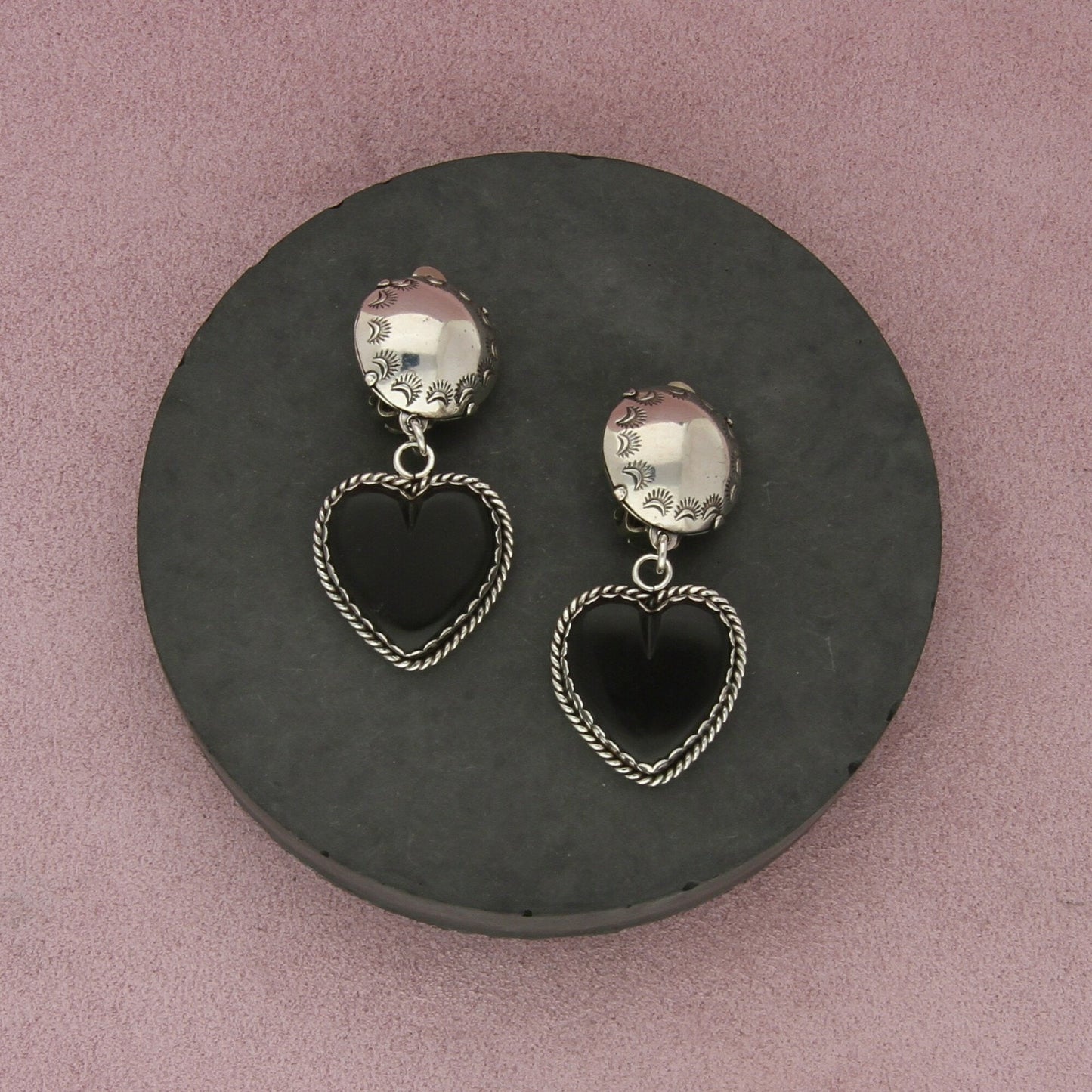 joan slifka sterling silver vintage braided onyx heart dangle clip-on earrings