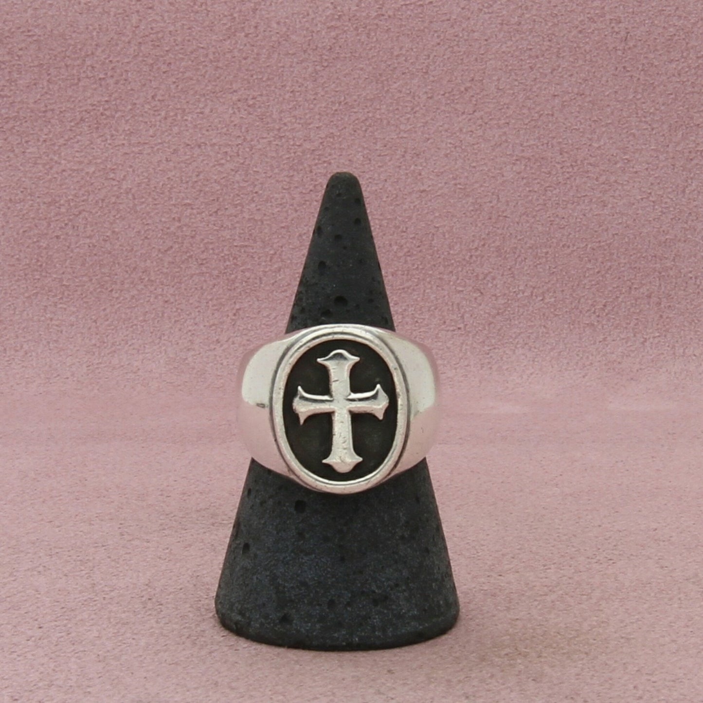 james avery sterling silver retired raised fleuree cross signet ring size 8.5