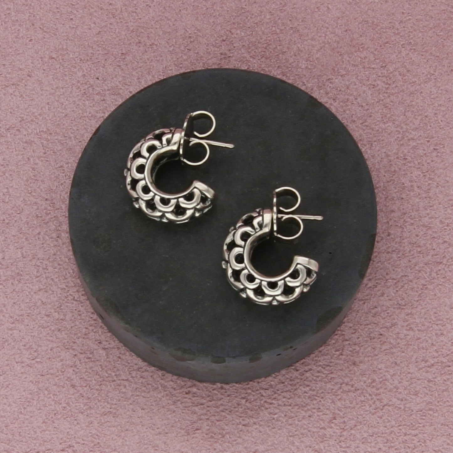 james avery sterling silver retired dotted lace half hoop earrings