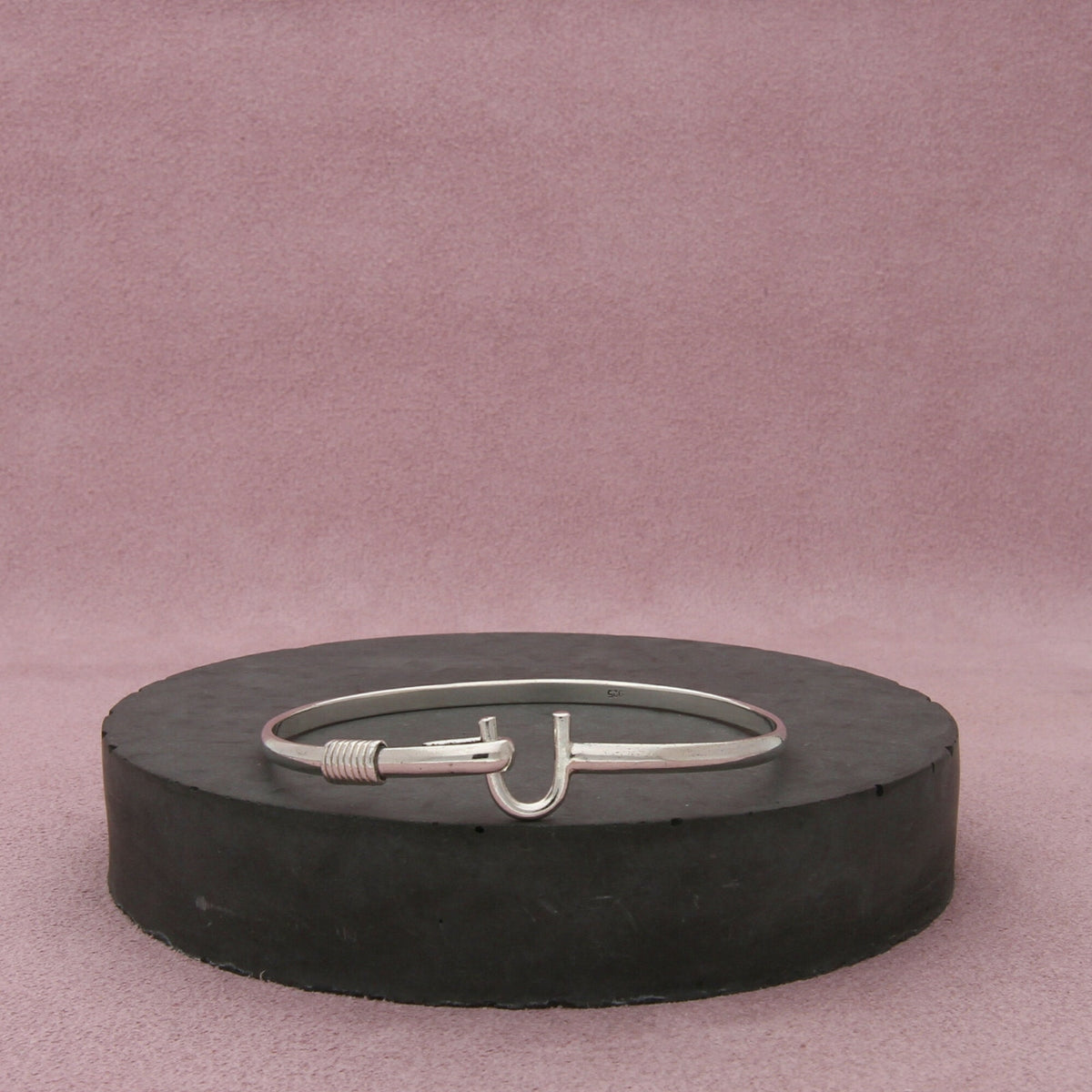 sterling silver coastal hook bangle bracelet size 6.25in