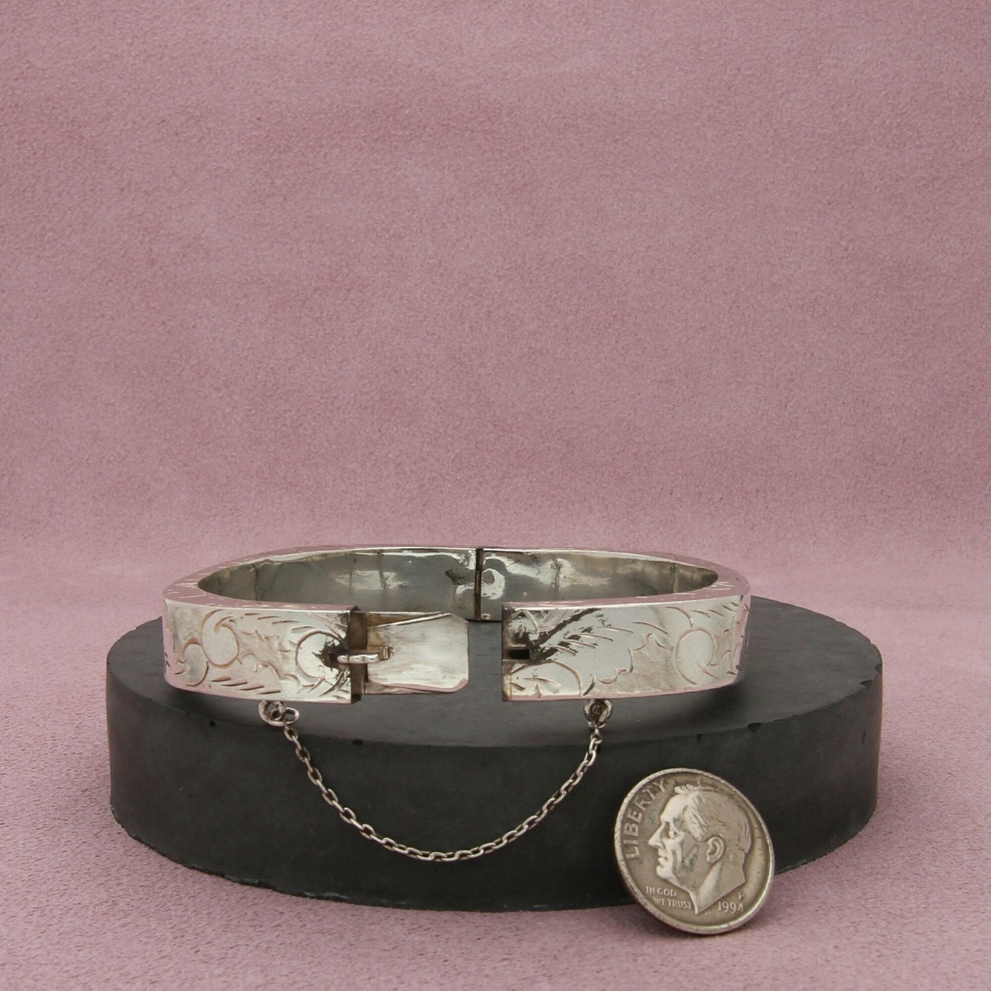 sterling silver vintage etched squared bracelet size 6.75in