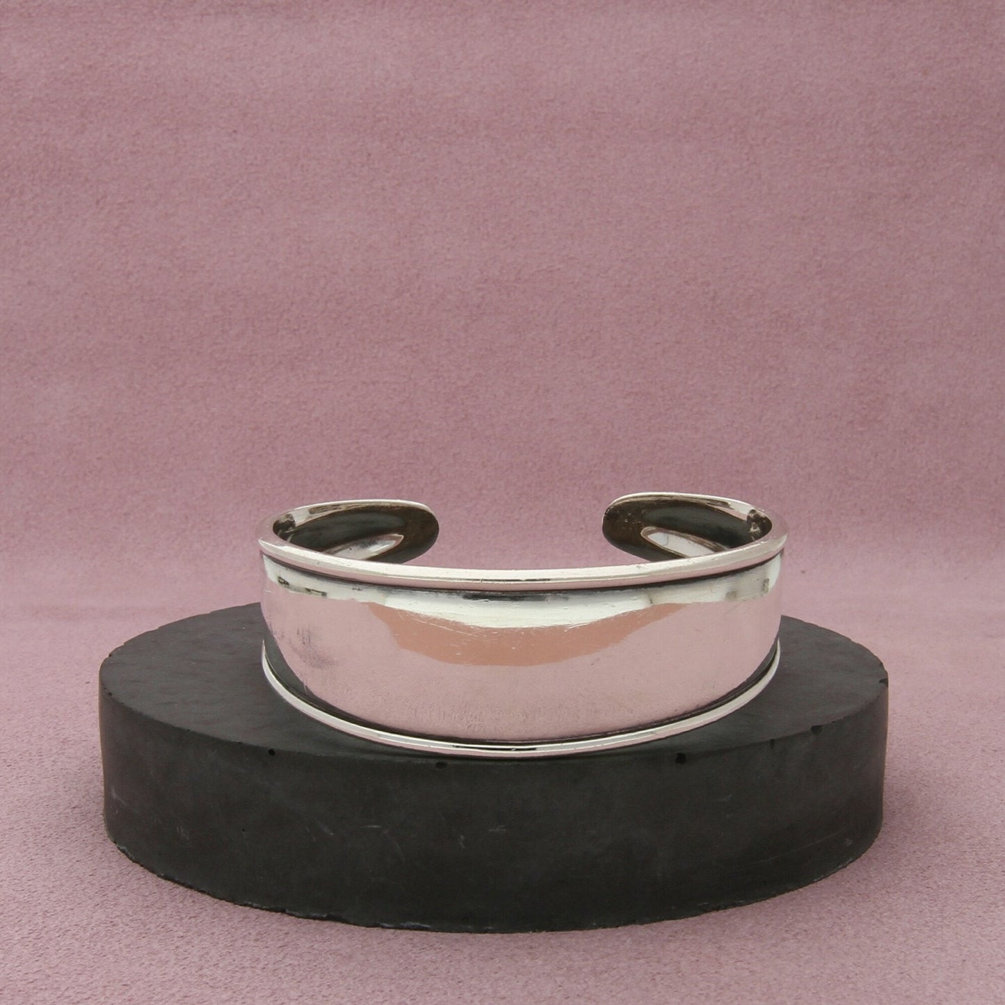 james avery sterling silver retired wide cuff bracelet size 6in