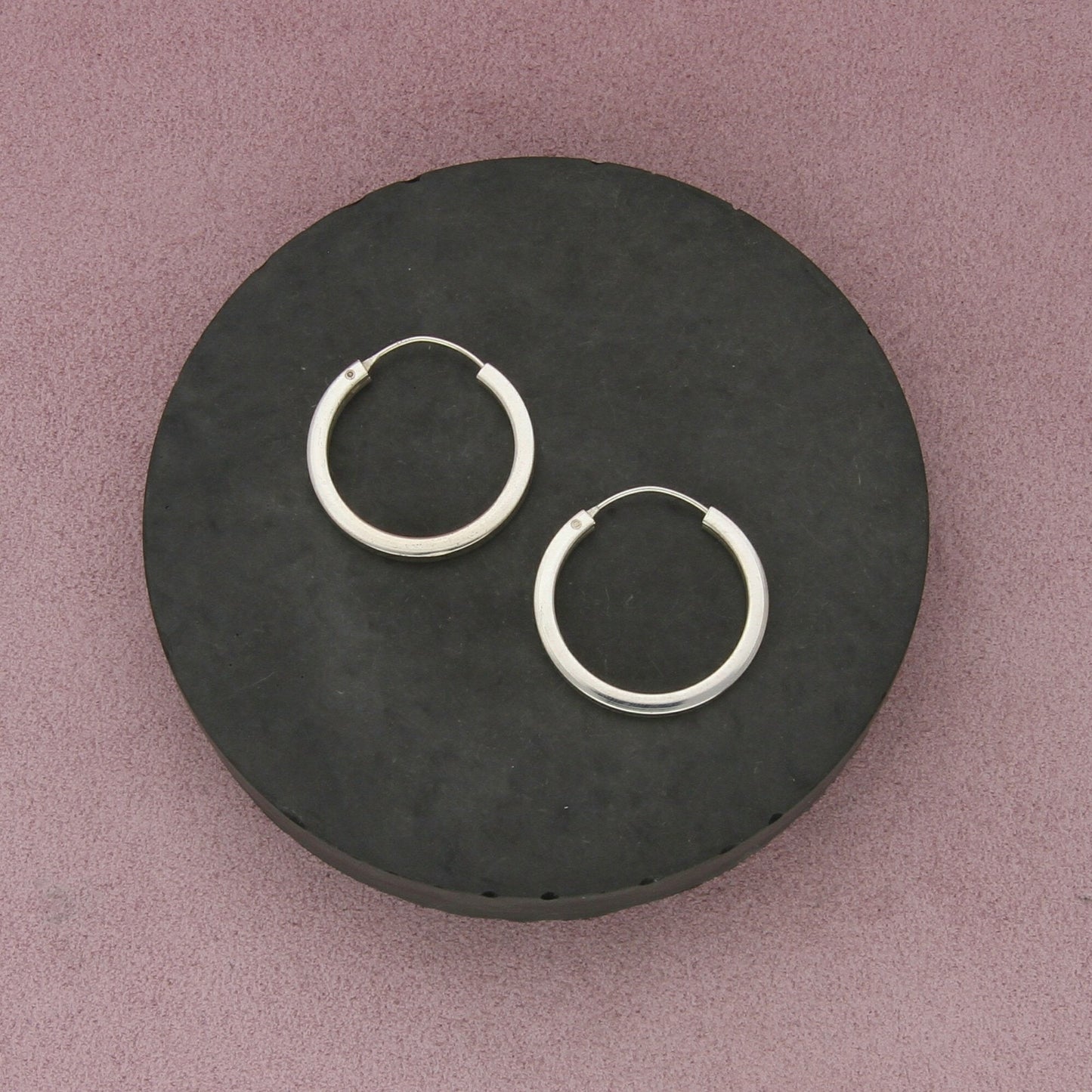 sterling silver vintage edged hoop earrings
