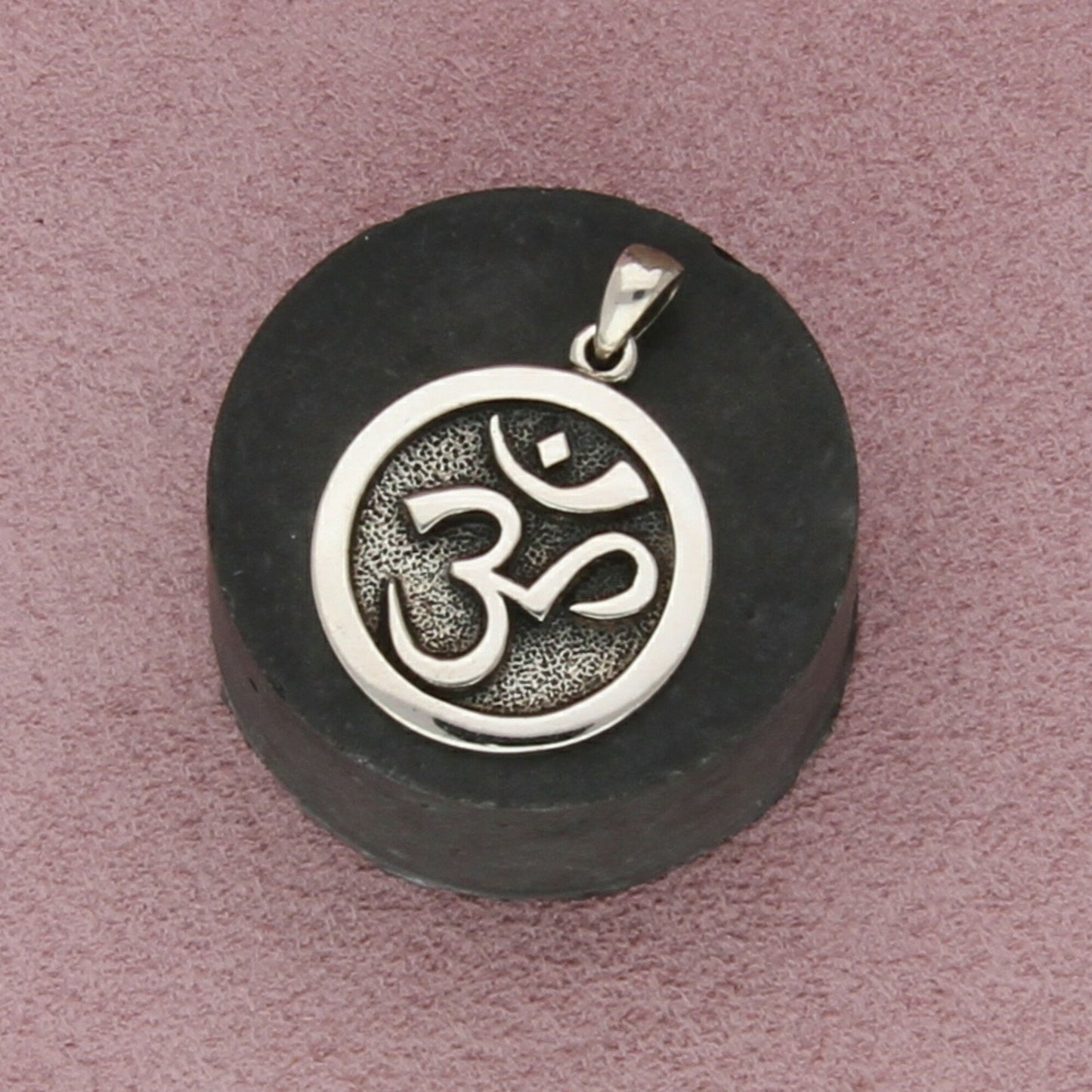 sterling silver om sacred sound pendant