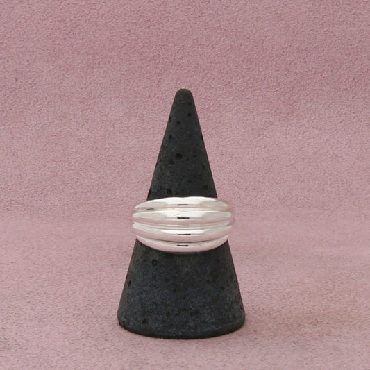 sterling silver vintage scalloped band ring size 8.5