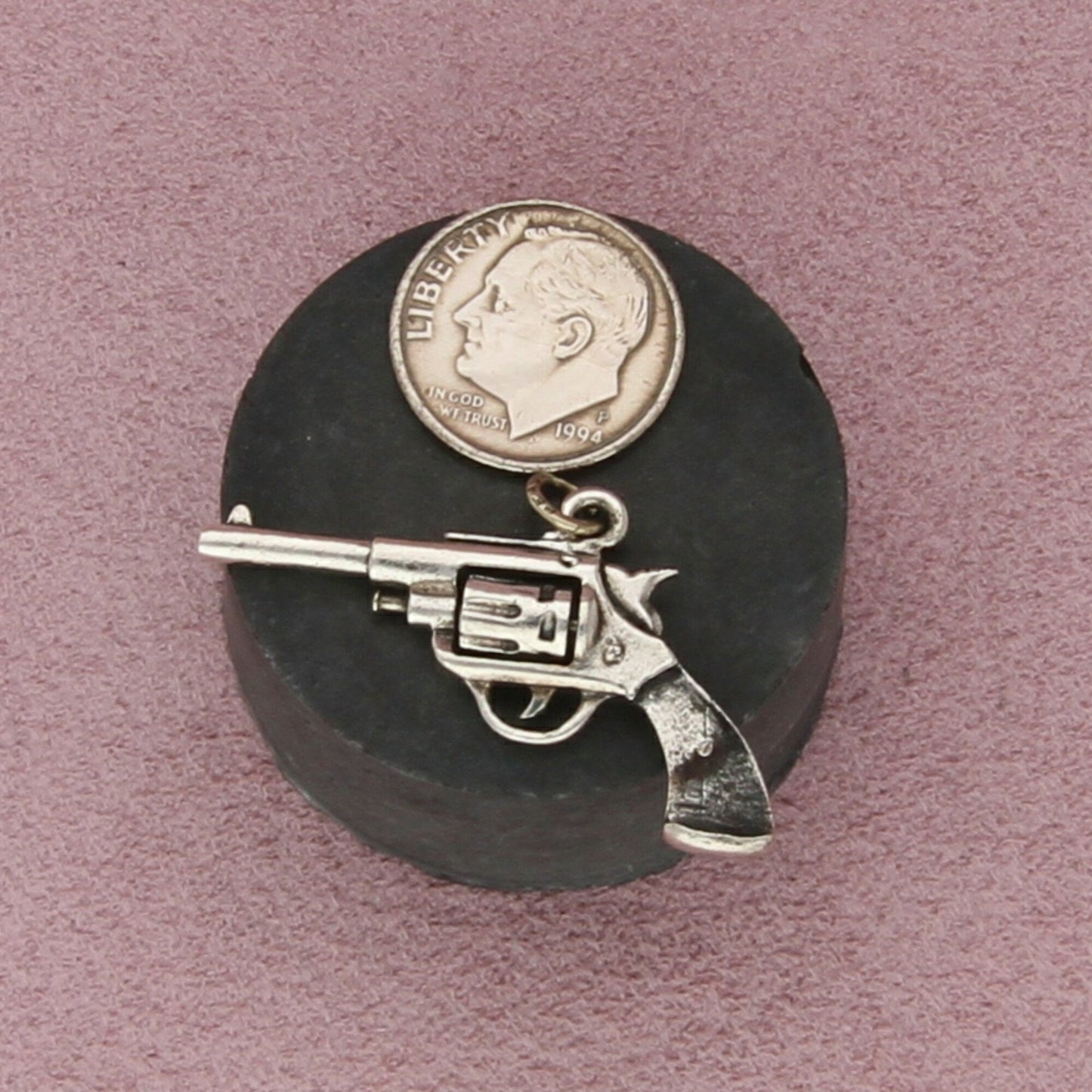sterling silver vintage six-shooter revolver gun pistol (spins) charm pendant