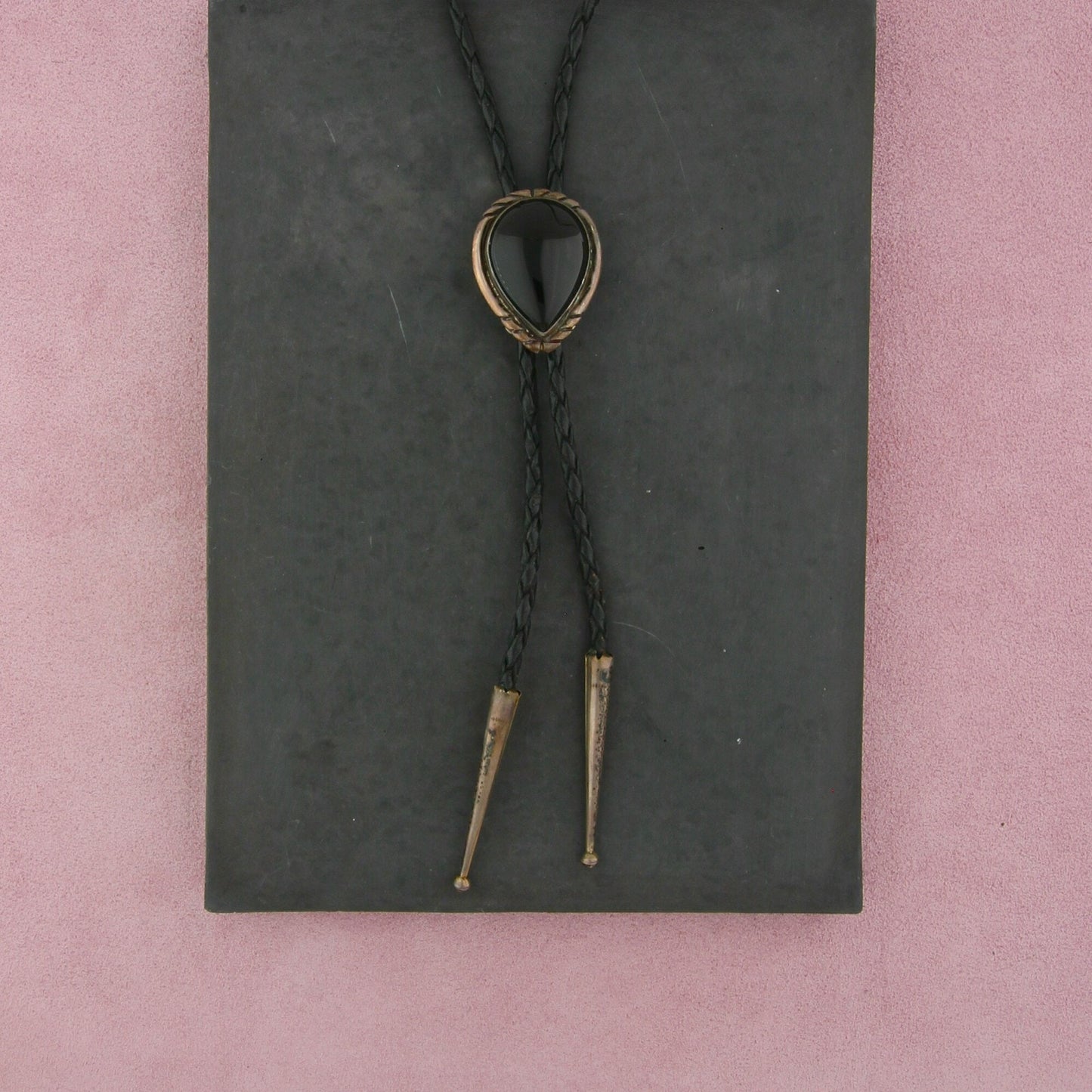 navajo sterling silver vintage black onyx leather bolo tie
