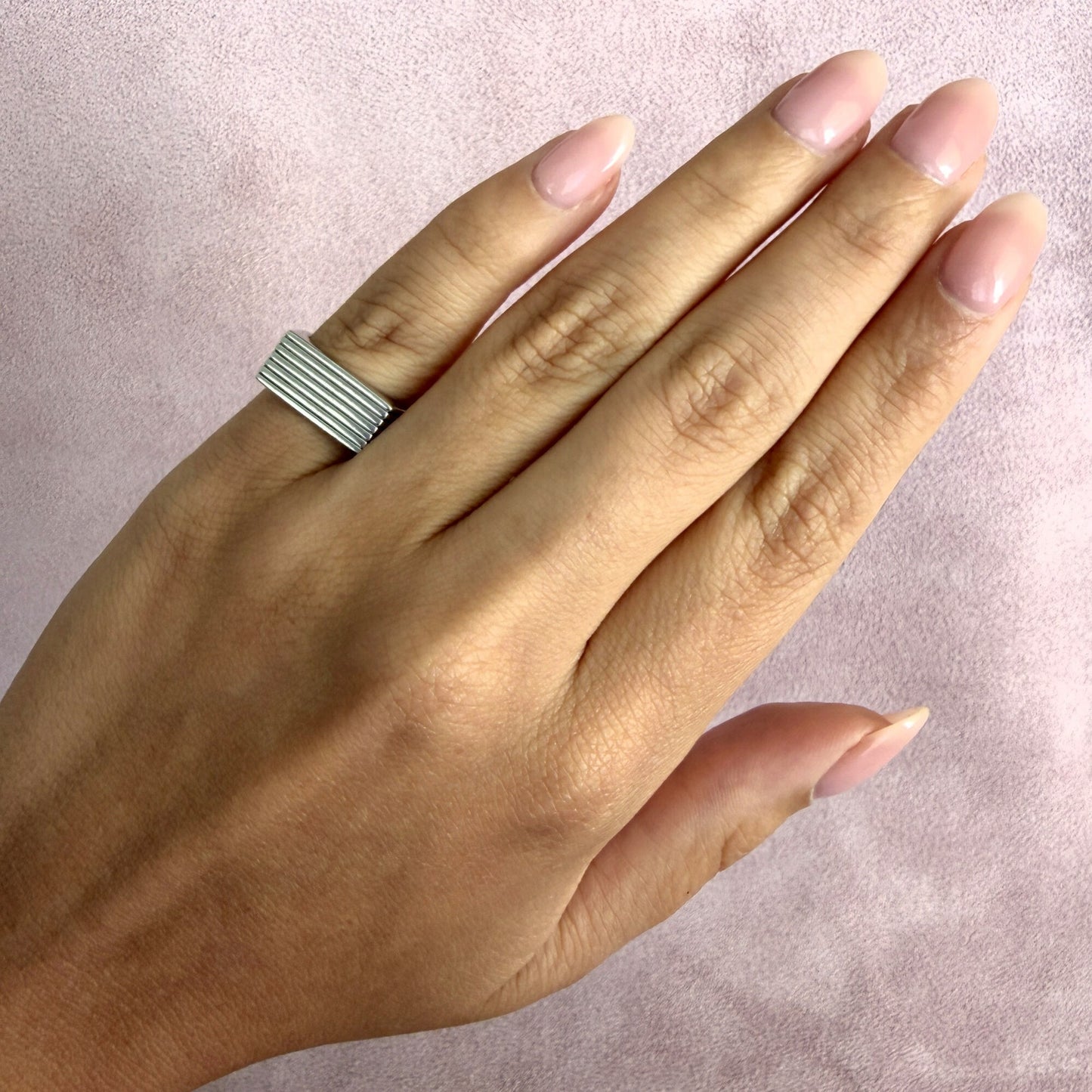 ivi los angeles sterling silver aurelia signet ring size 5