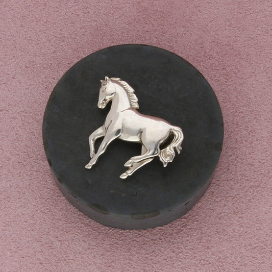 sterling silver vintage southwestern galloping horse brooch