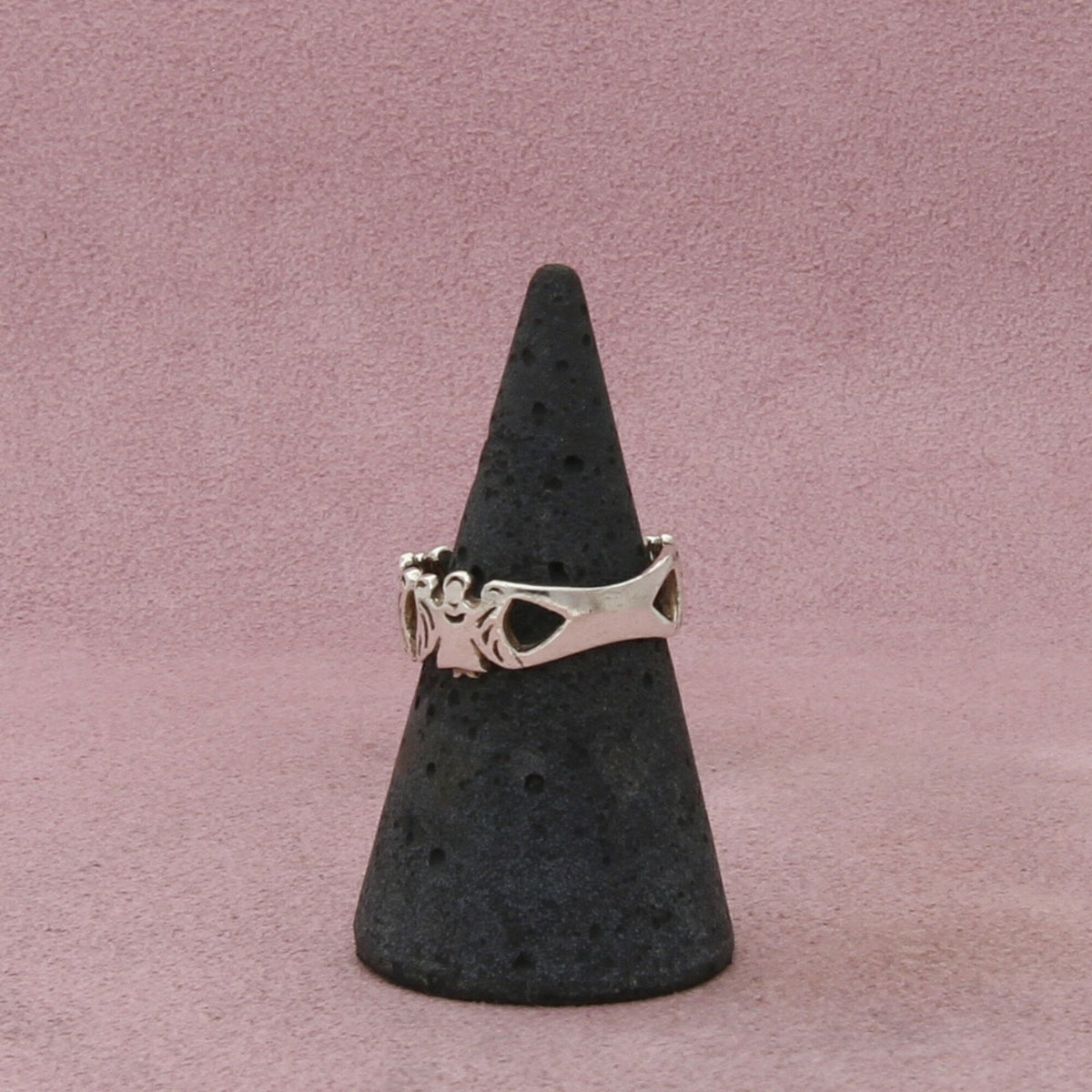 sterling silver guardian angels band ring size 6.25