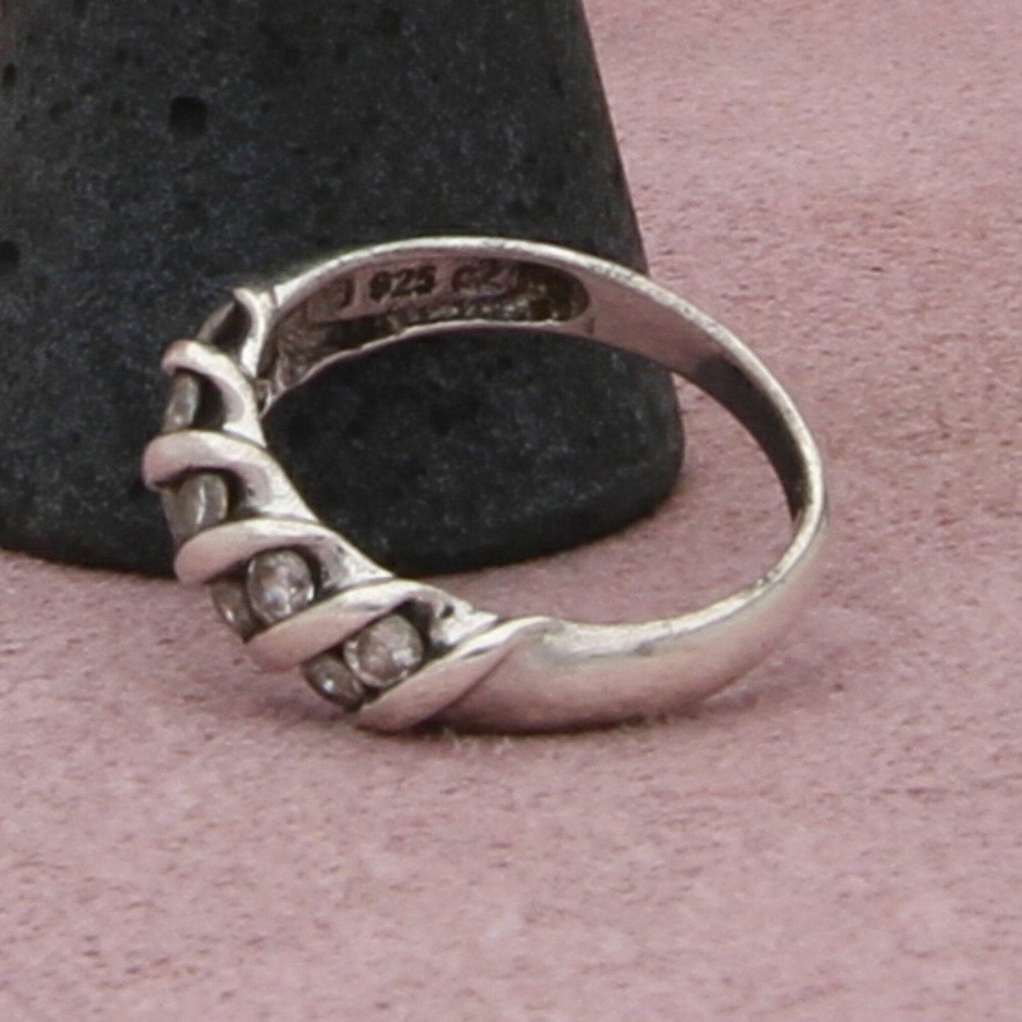 sterling silver round-cut cz band ring size 7