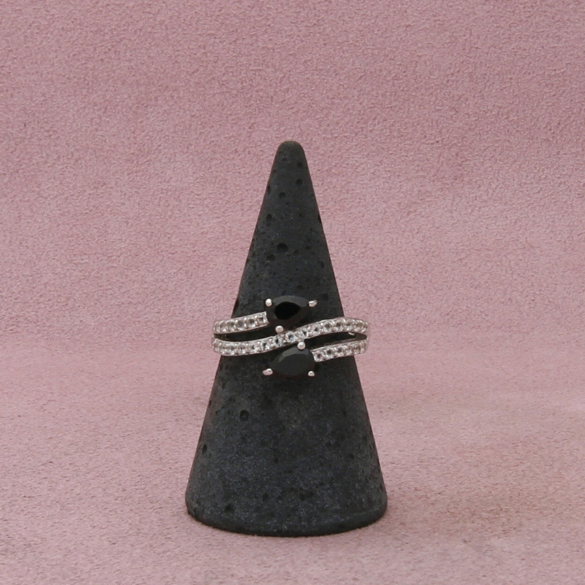 sterling silver black toumaline & white topaz ring size 7