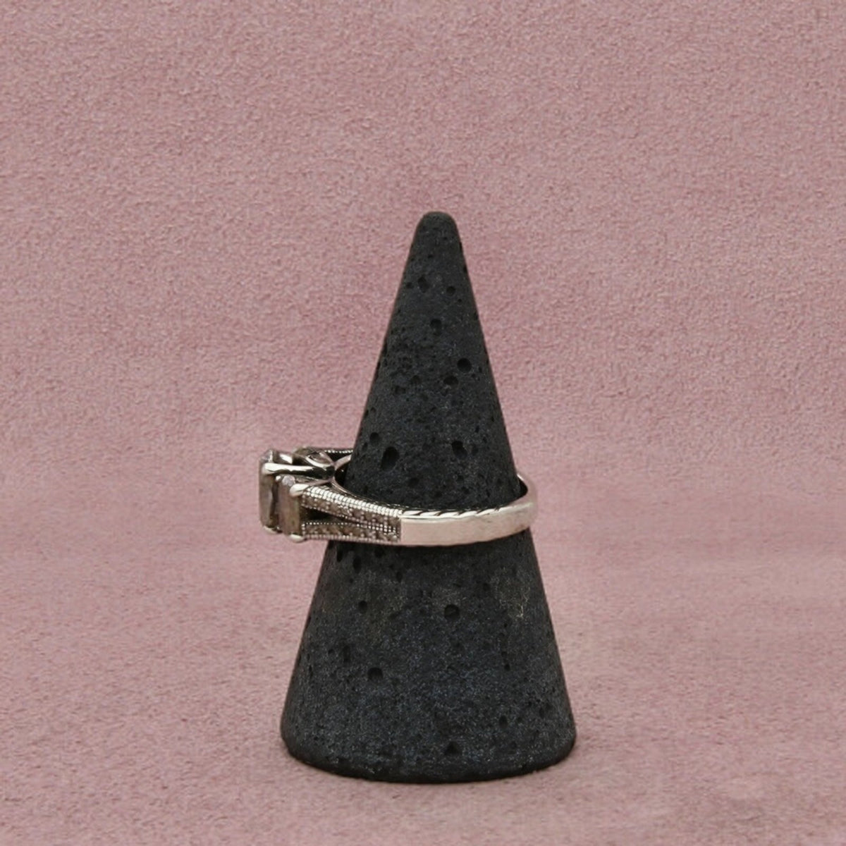 Sterling Silver Cz Three Stone Oval-Cut Accented Shoulders Ring Size 7