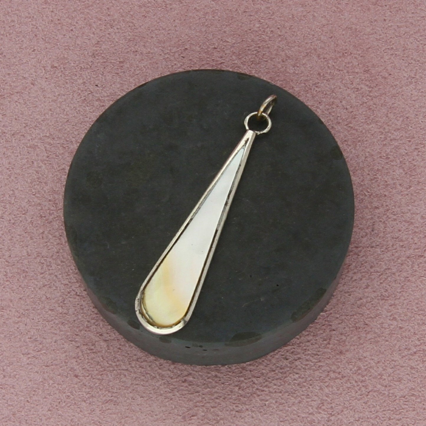 navajo sterling silver vintage mother of pearl elongated drop pendant