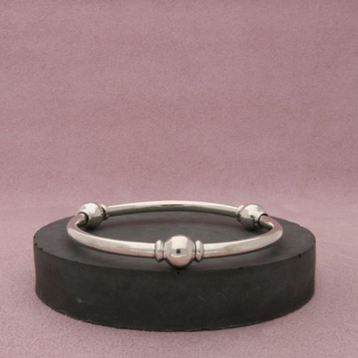Sterling Silver Vintage Three Station Beaded Bangle Bracelet Size 7.25in