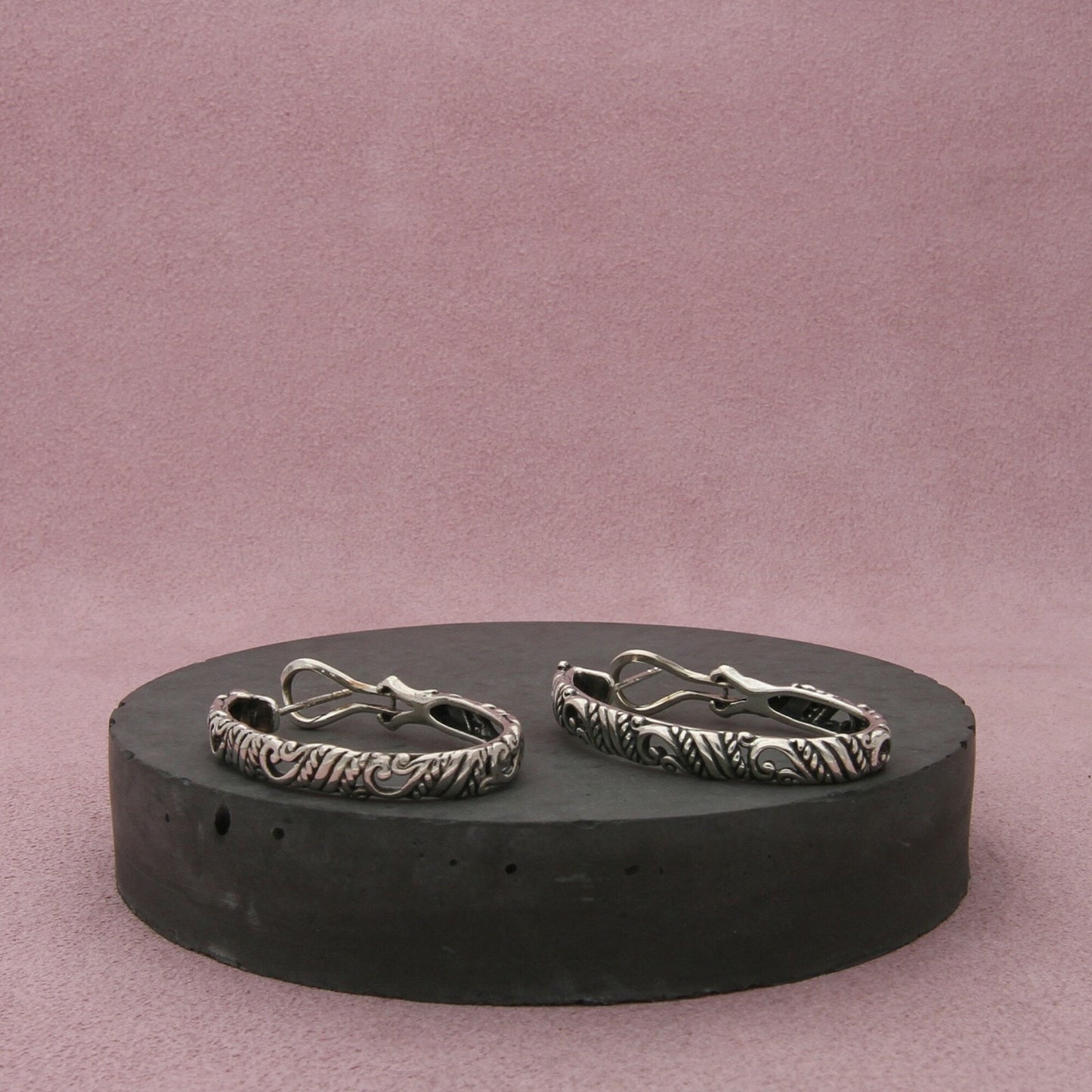 carolyn pollack sterling silver southwest scroll oval omega-back hoop earrings