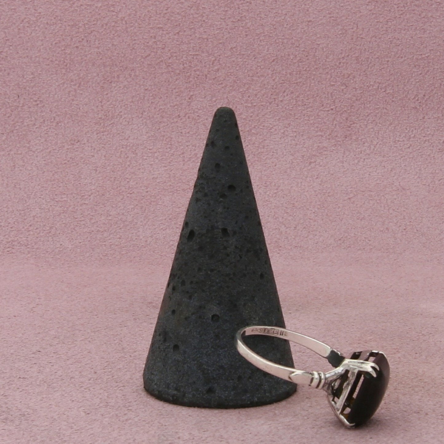 sterling silver vintage prong-set onyx ring size 6.5
