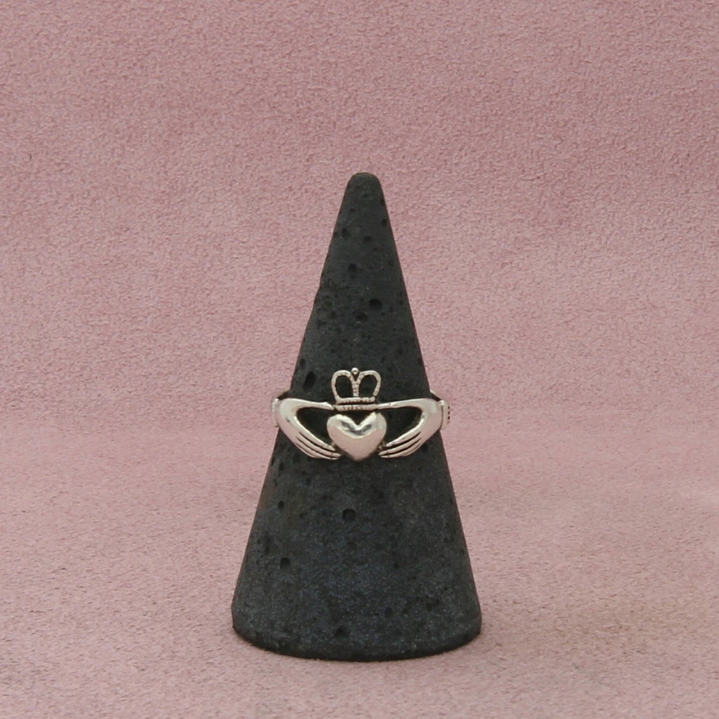 sterling silver celtic claddagh ring size 6.75
