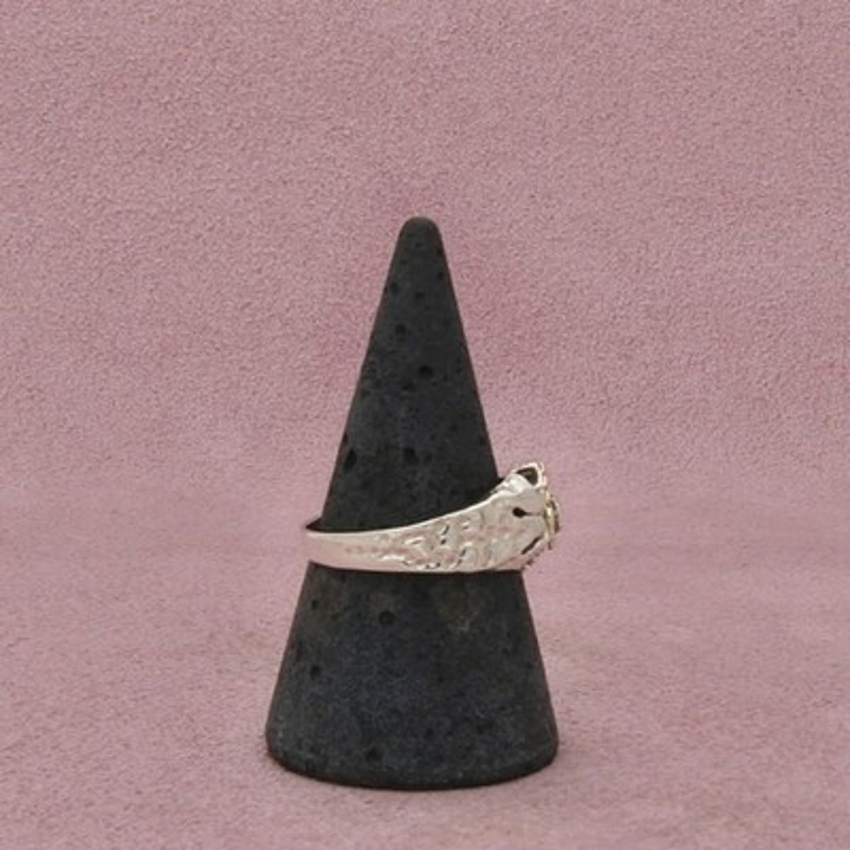 Black Hills Sterling Silver & 12K Gold Men's Pebbled Leaves Band Ring Size 9