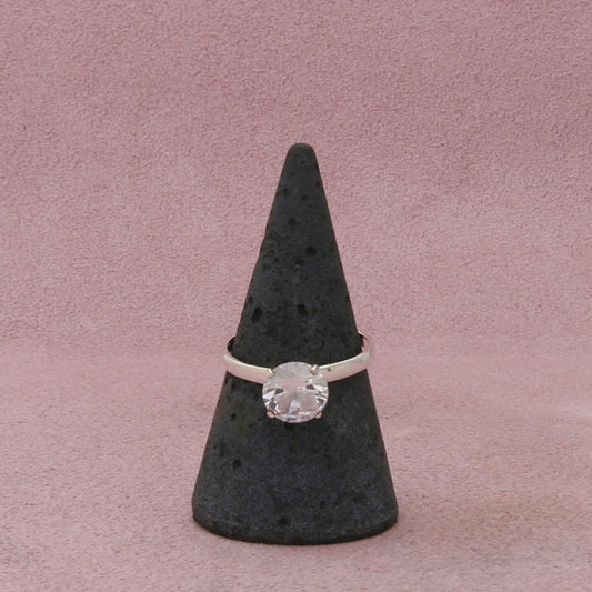 sterling silver round-cut cz solitaire ring size 7.5