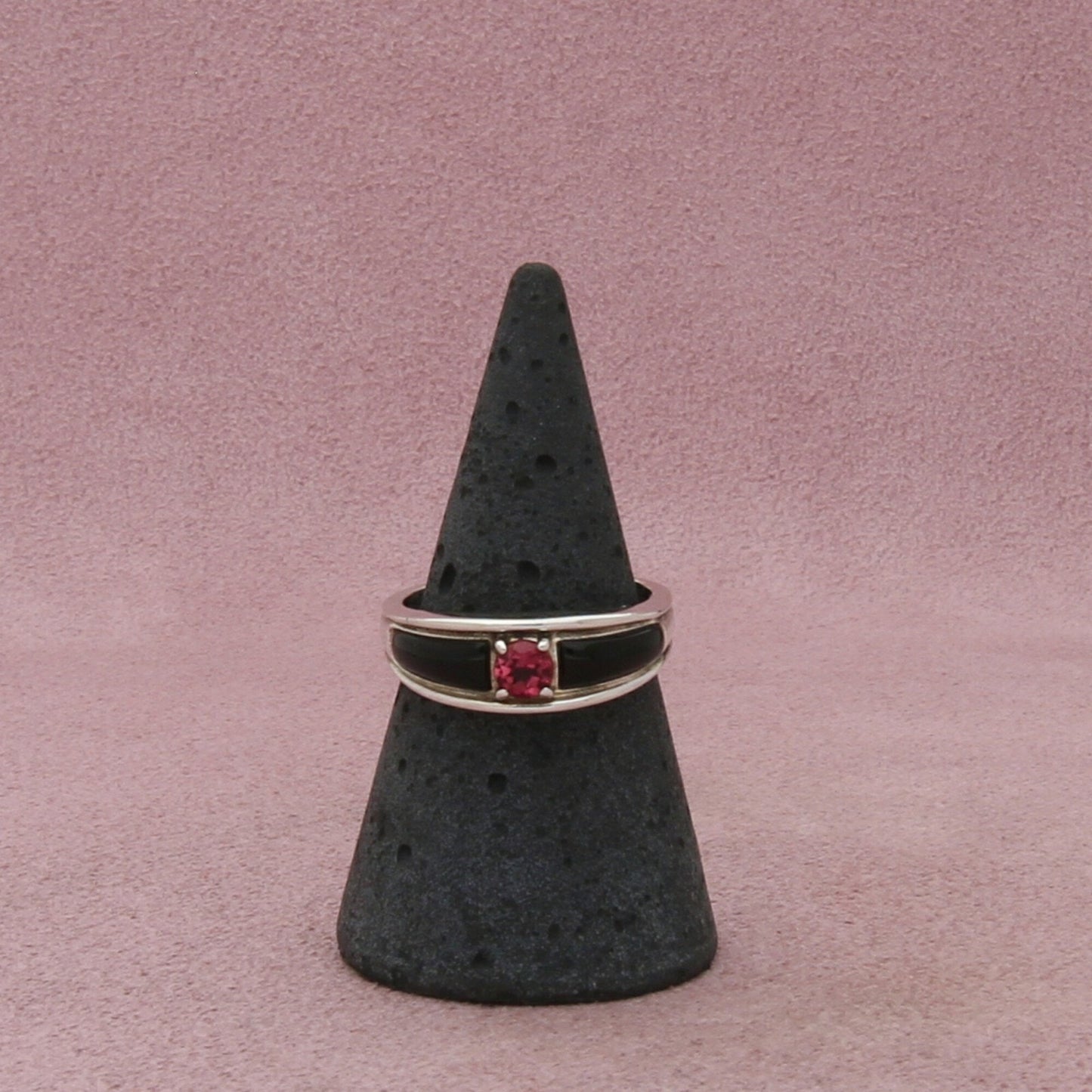 sterling silver pink tourmaline onyx band ring size 7