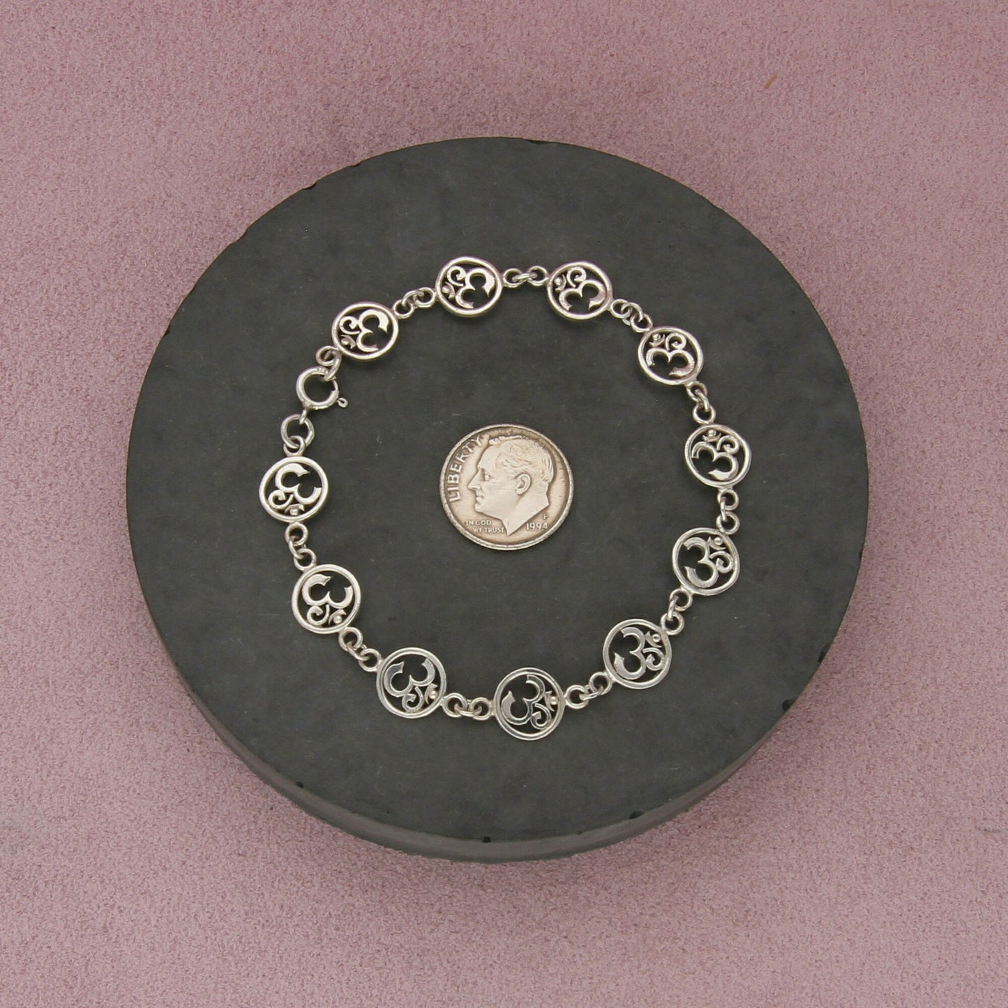 sterling silver vintage om sacred sound link bracelet size 7.25in
