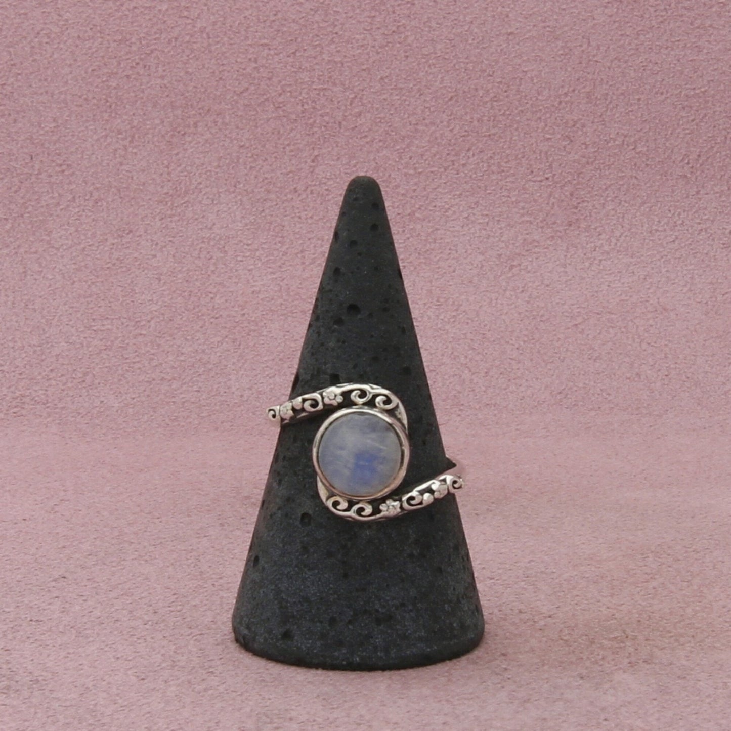 sterling silver moonstone cabochon ring size 9