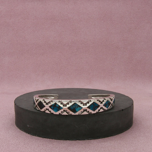 navajo sterling silver vintage signed crushed turquoise cuff bracelet size 6in