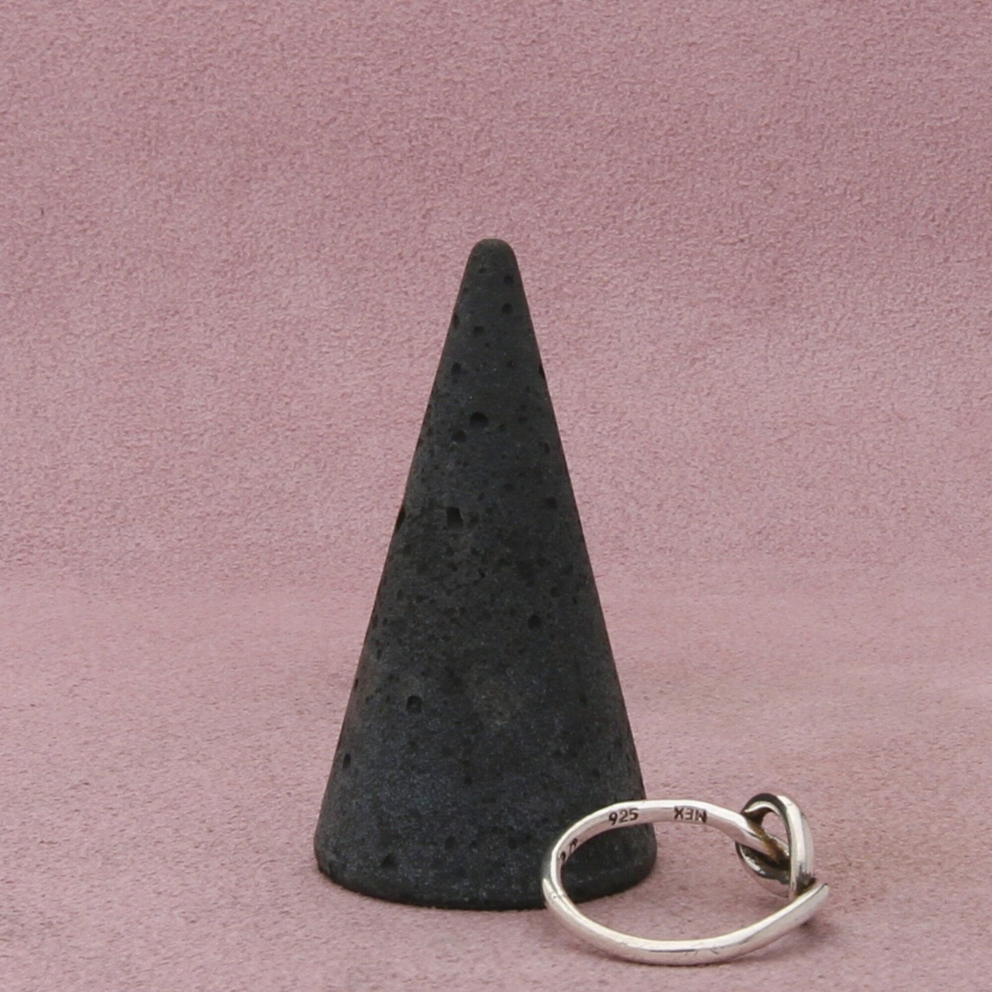 sterling silver classic love knot ring size 6