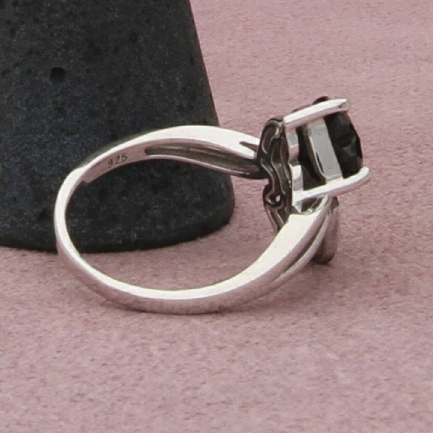 sterling silver black spinel hearts ring size 8