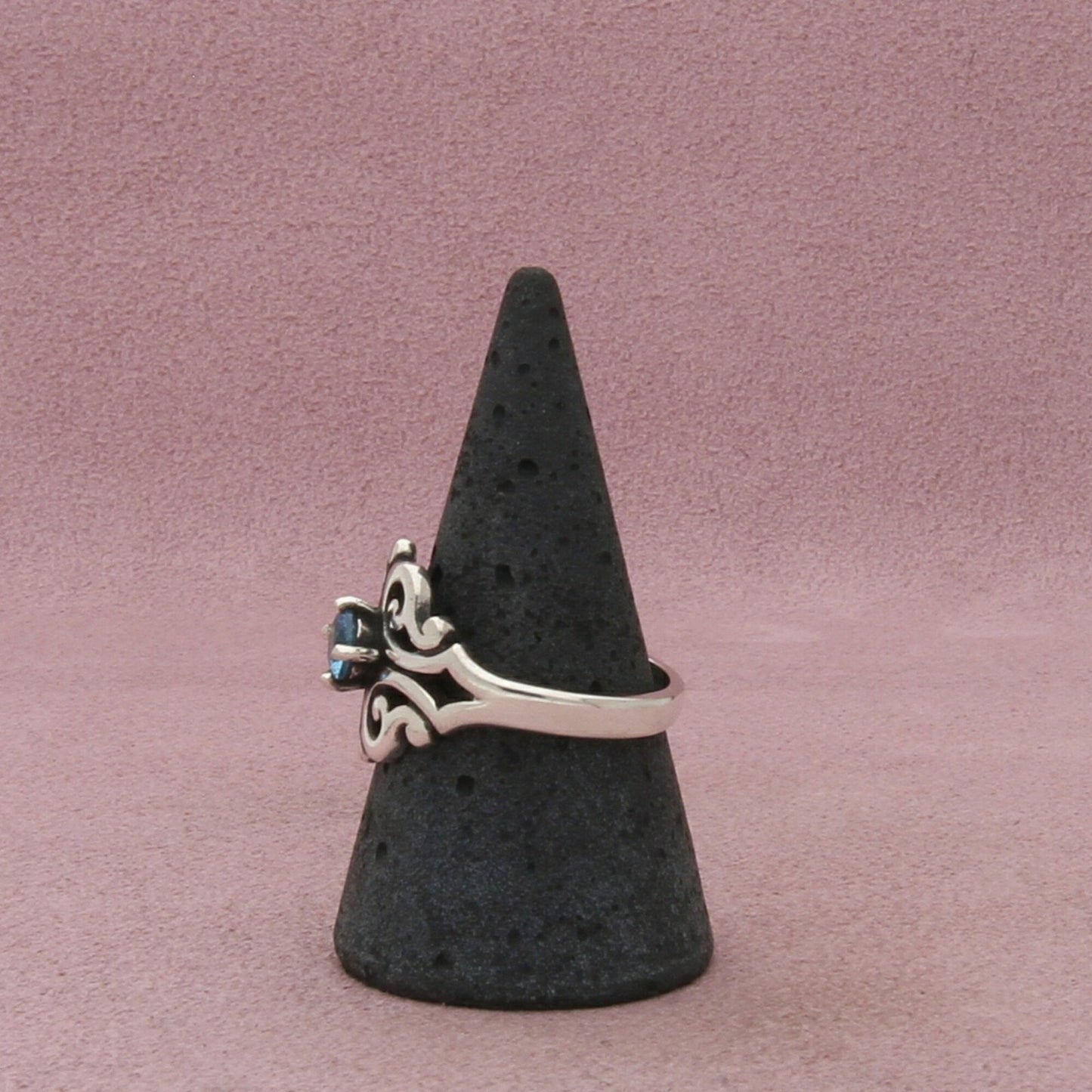 james avery sterling silver blue topaz spanish lace birthstone ring size 9
